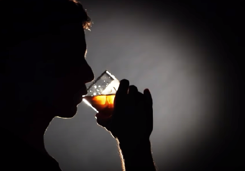 Невидимая зависимость: как определить, есть ли у вас проблемы с алкоголем
